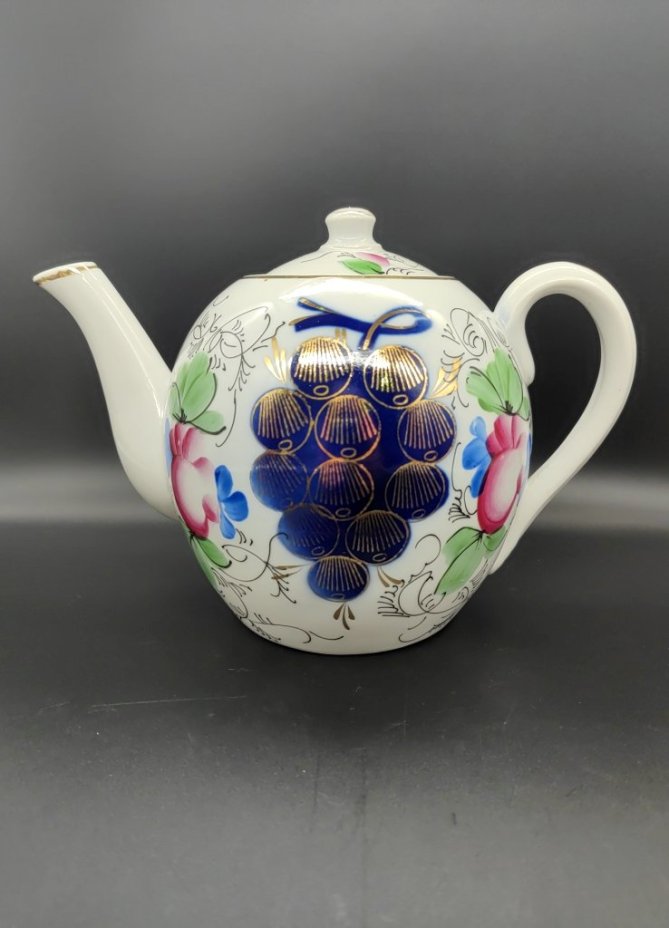 Чайник  заварочный с цветочным декором, Кузяевский фарфоровый завод