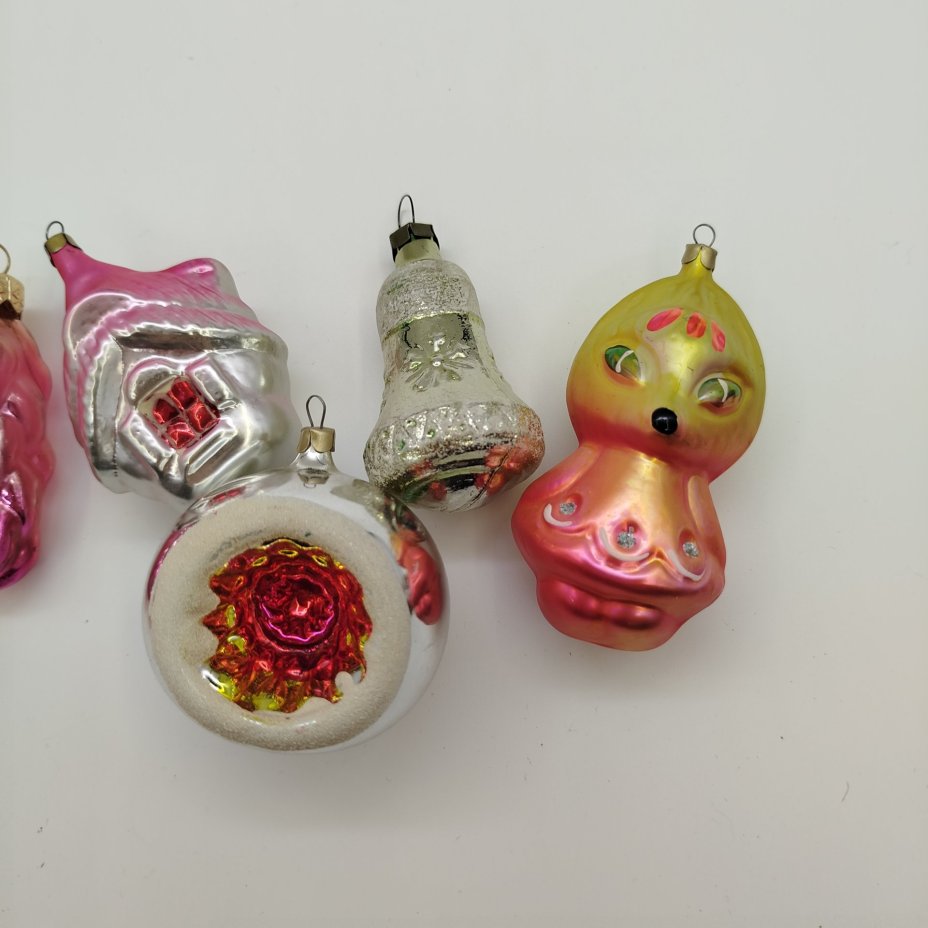 Набор из шести елочных игрушек