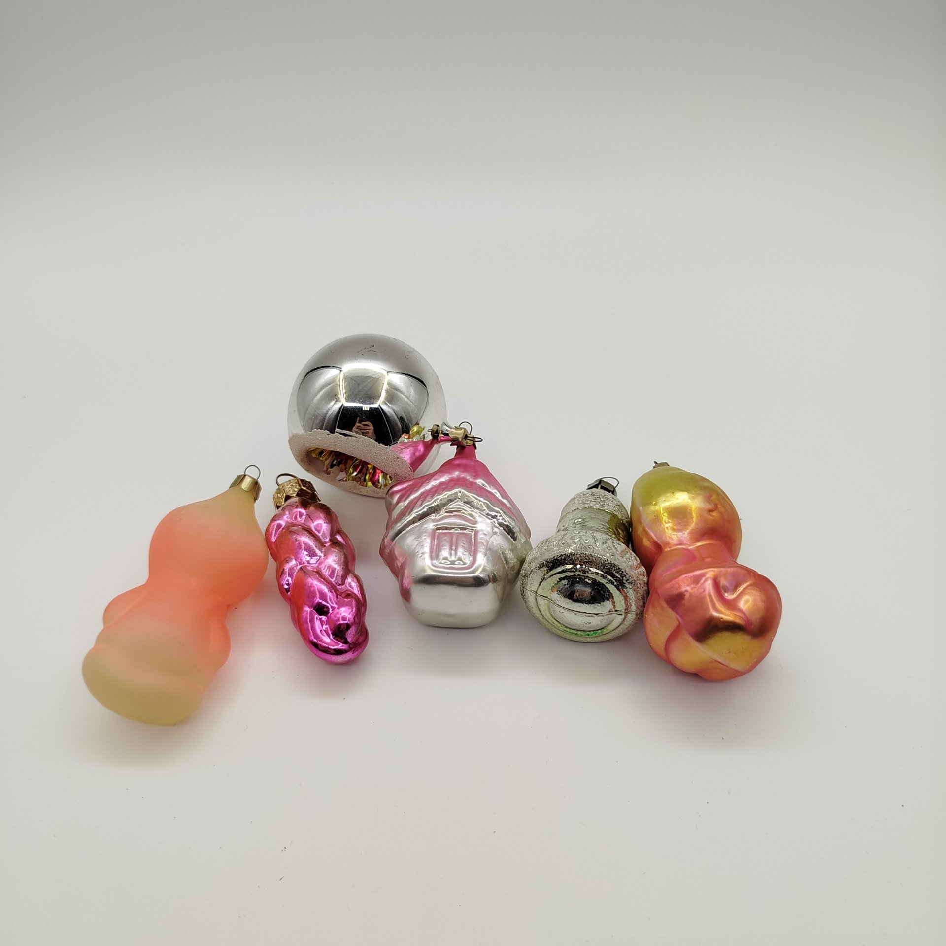 Набор из шести елочных игрушек, стекло, роспись, металл, СССР, 1960-1980 гг.