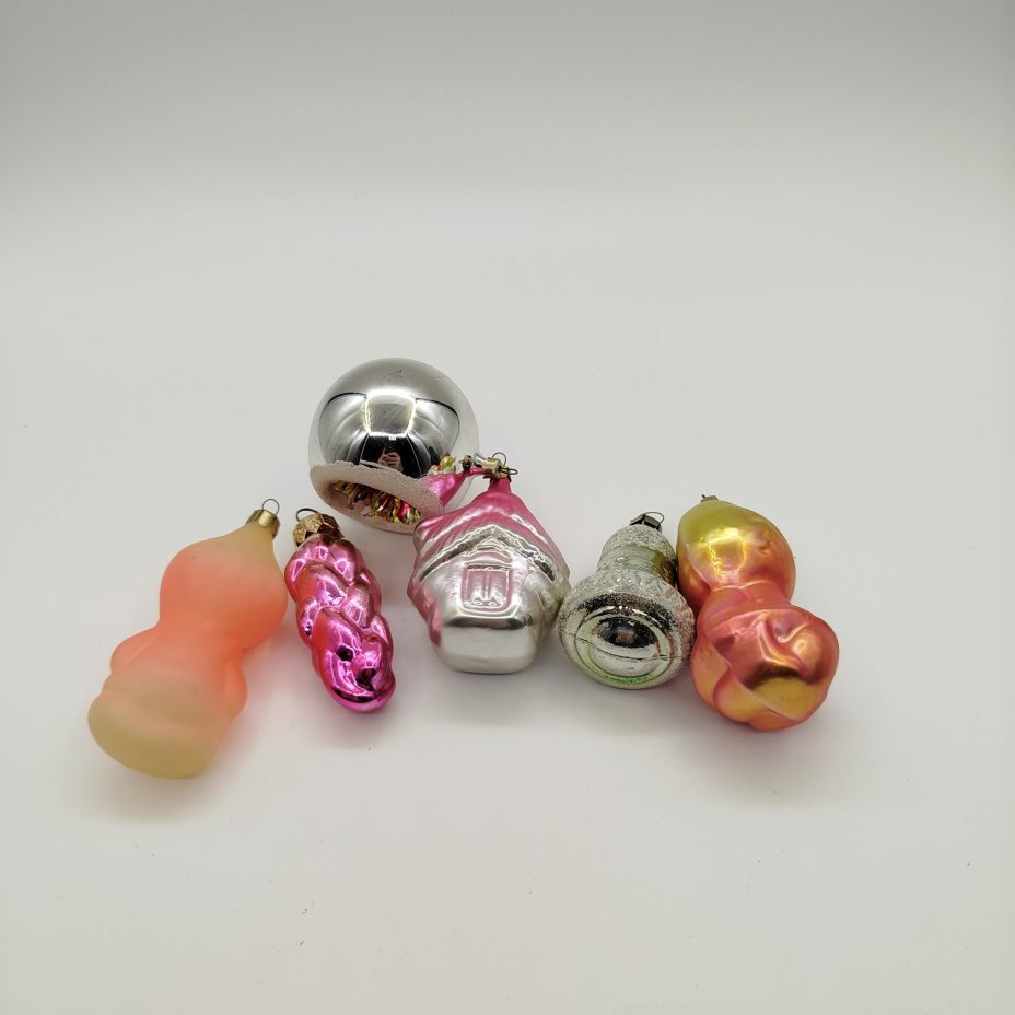 Набор из шести елочных игрушек