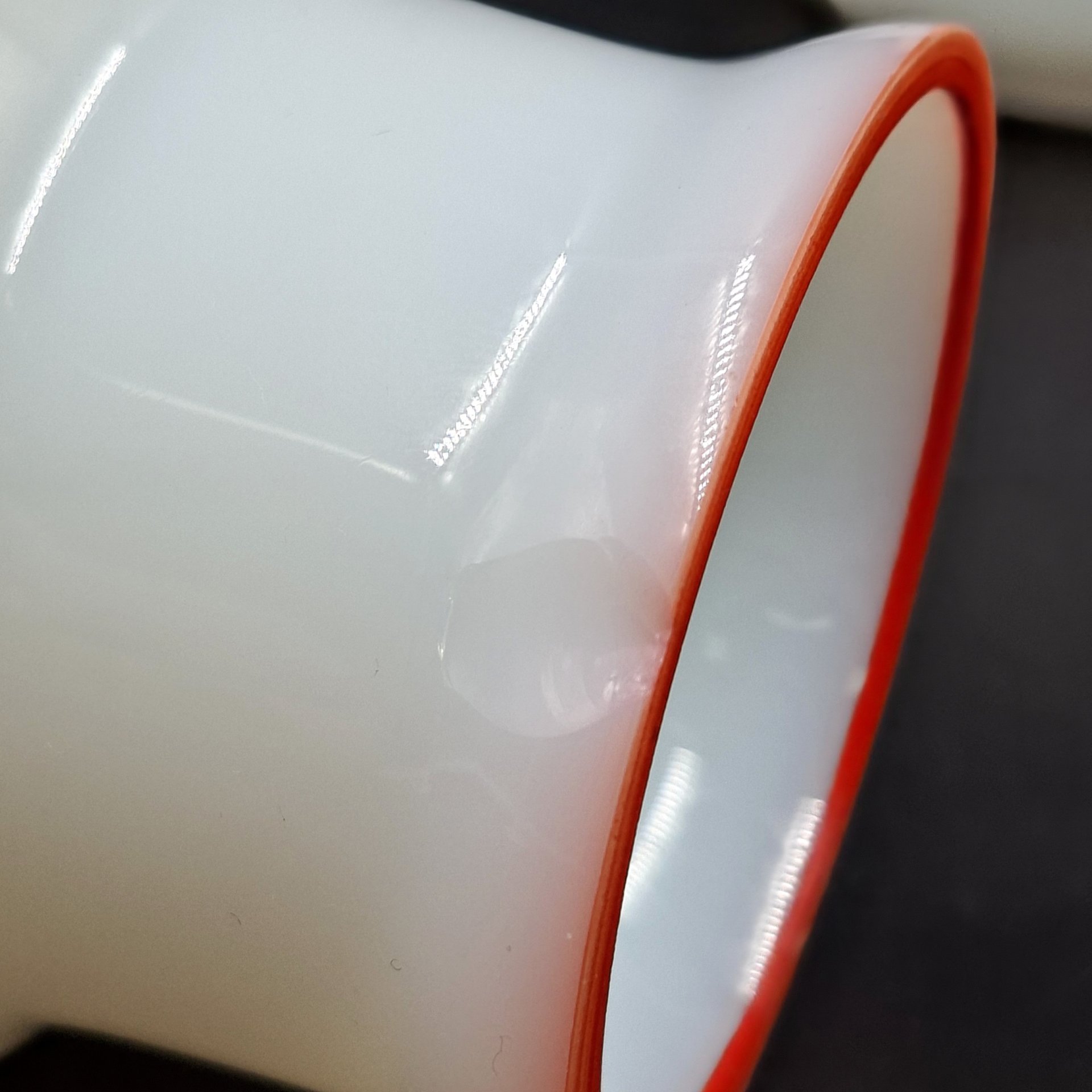 Вазочки парные с цветочным декором, стекло, молочное, роспись, СССР, 1970-1990 гг.