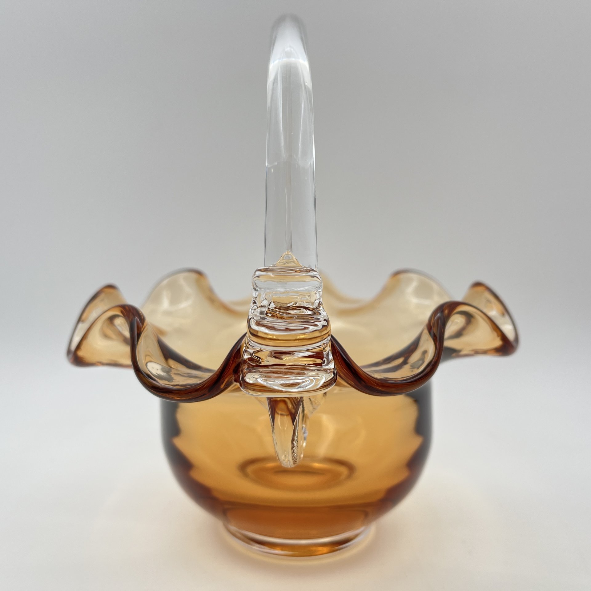 Ваза-конфетница в форме корзинки, стекло, гутная техника, СССР, 1960-1980 гг.