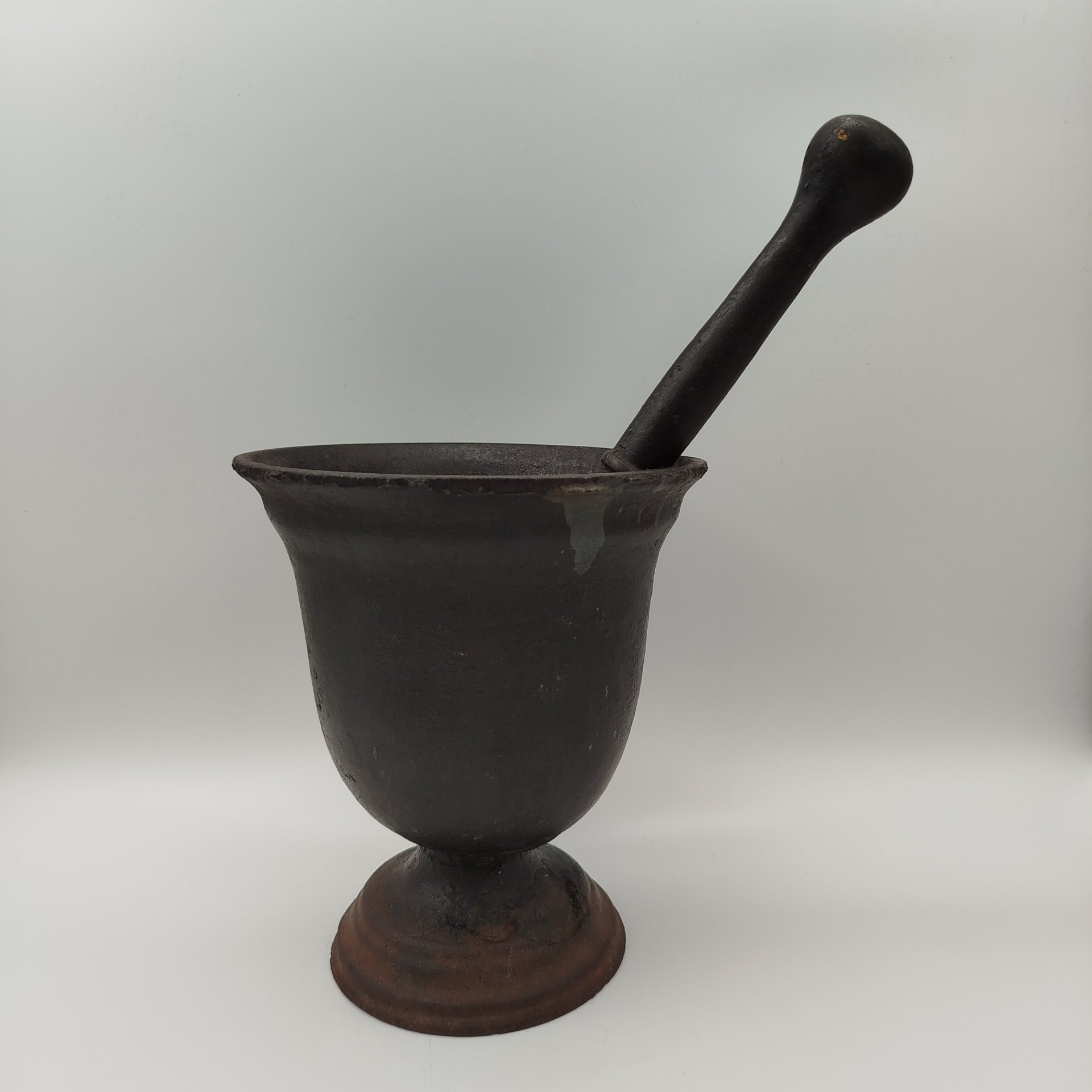 Ступа с пестиком, чугун, голландская сажа, Россия, 1900-1930 гг.