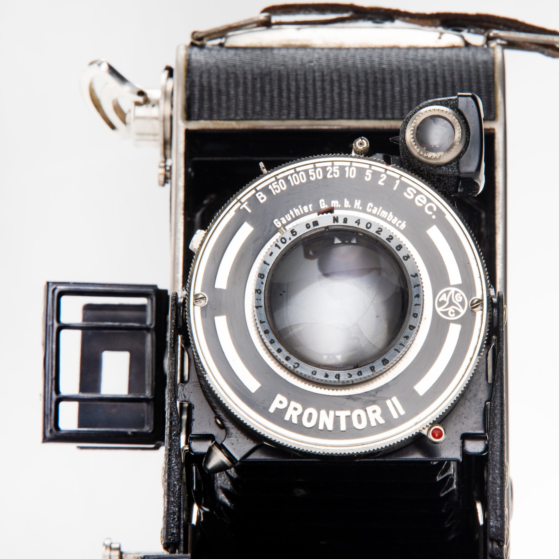 Фотоаппарат "Prontor II", металл, кожа,  завод изготовитель "Maker Gauthier Calmbach" Германия, 1935 г., металлический сплав, стекло, кожа