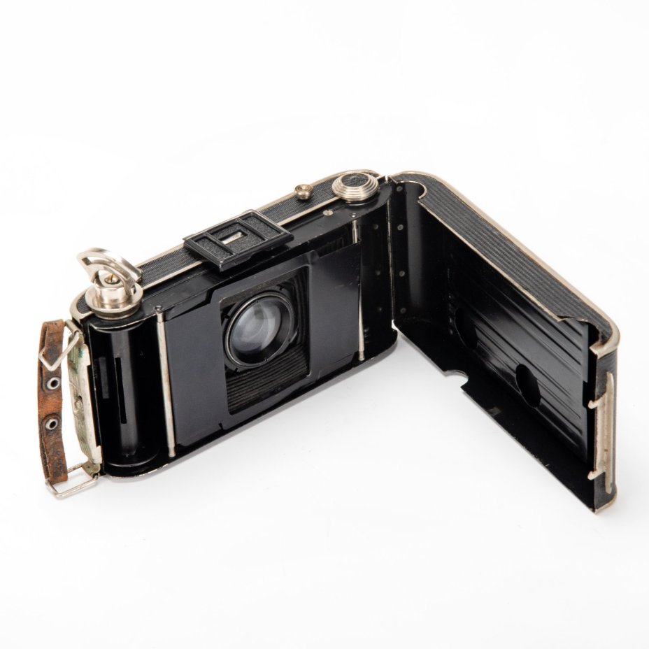 Фотоаппарат "Prontor II", металл, кожа,  завод изготовитель "Maker Gauthier Calmbach" Германия, 1935 г., металлический сплав, стекло, кожа