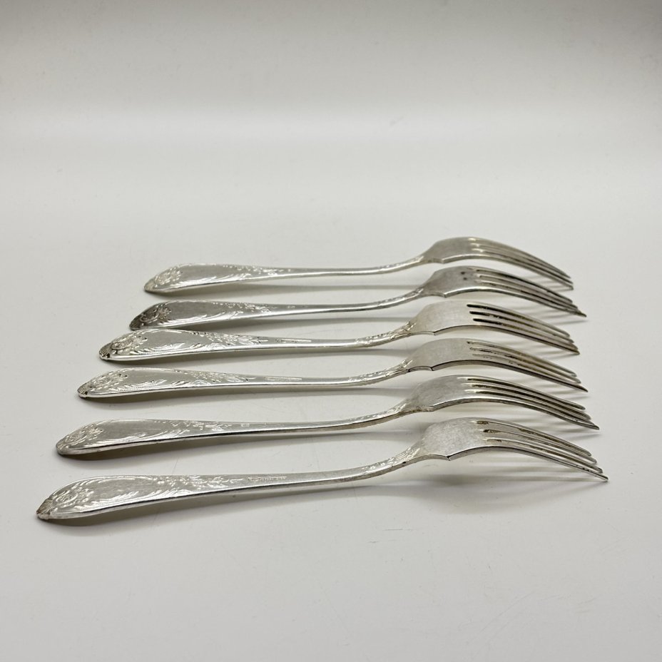 Набор из шести обеденных вилок с растительным декором, мНЦ (медь-никель-цинк), Вольнянский завод столовых приборов им. Шевченко (ЗiШ, ЗиШ), СССР, 1960-1980 гг.