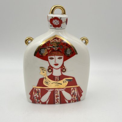 Набор для употребления спиртных напитков "Девица" (штоф и две рюмки), форма "Славянский", автор формы -  Серафима Яковлева, автор рисунка - Любовь Блак