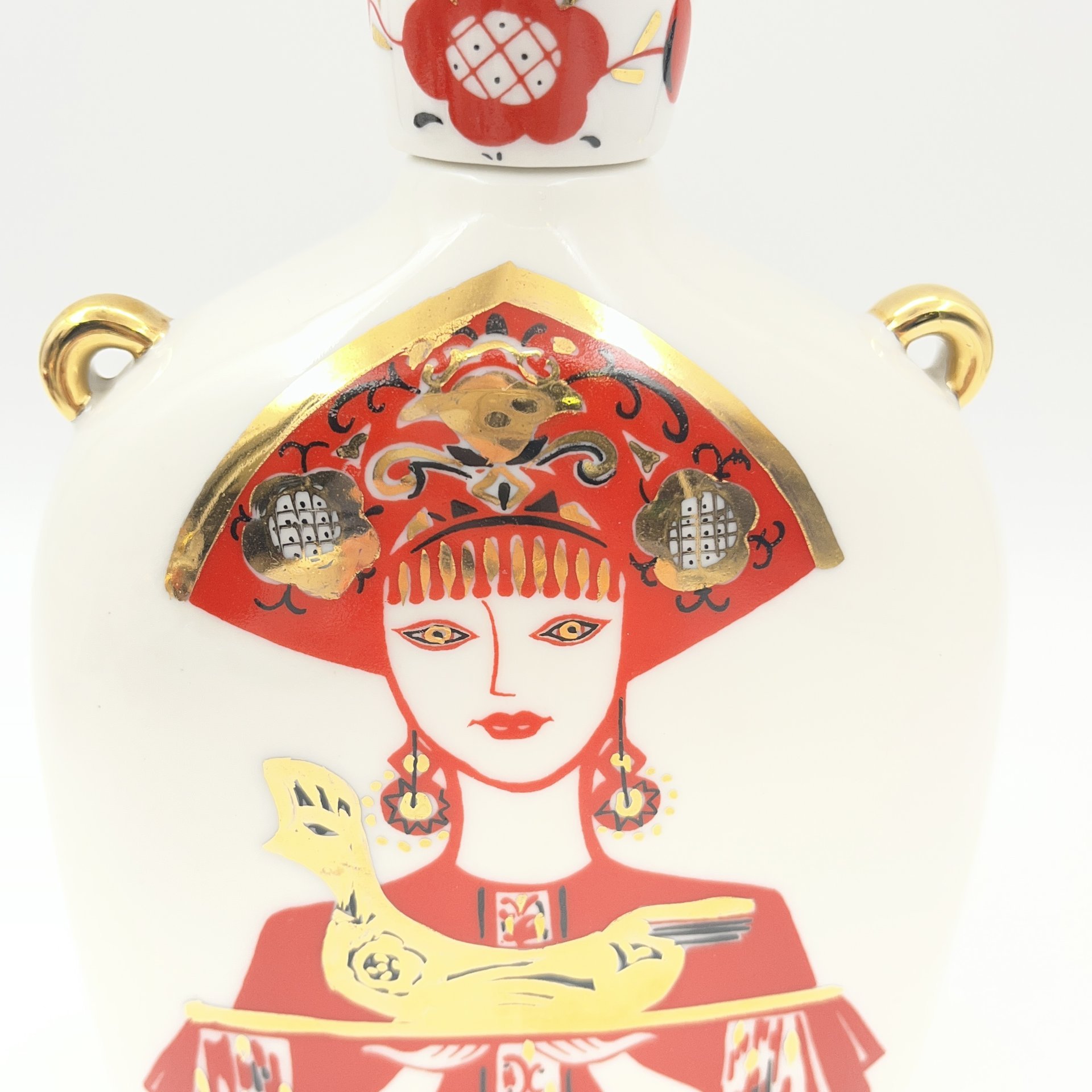 Набор для употребления спиртных напитков "Девица" (штоф и две рюмки), форма "Славянский", автор формы -  Серафима Яковлева, автор рисунка - Любовь Блак