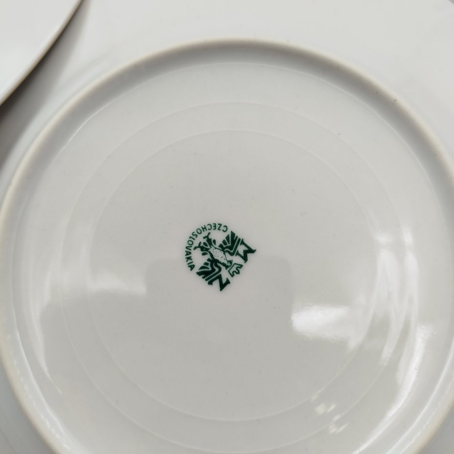 Набор из девяти десертных/закусочных тарелок с декором в виде роз, фарфор, деколь, золочение, Moritz Zdekauer (MZ), Чехословакия, 1960-1990 гг.