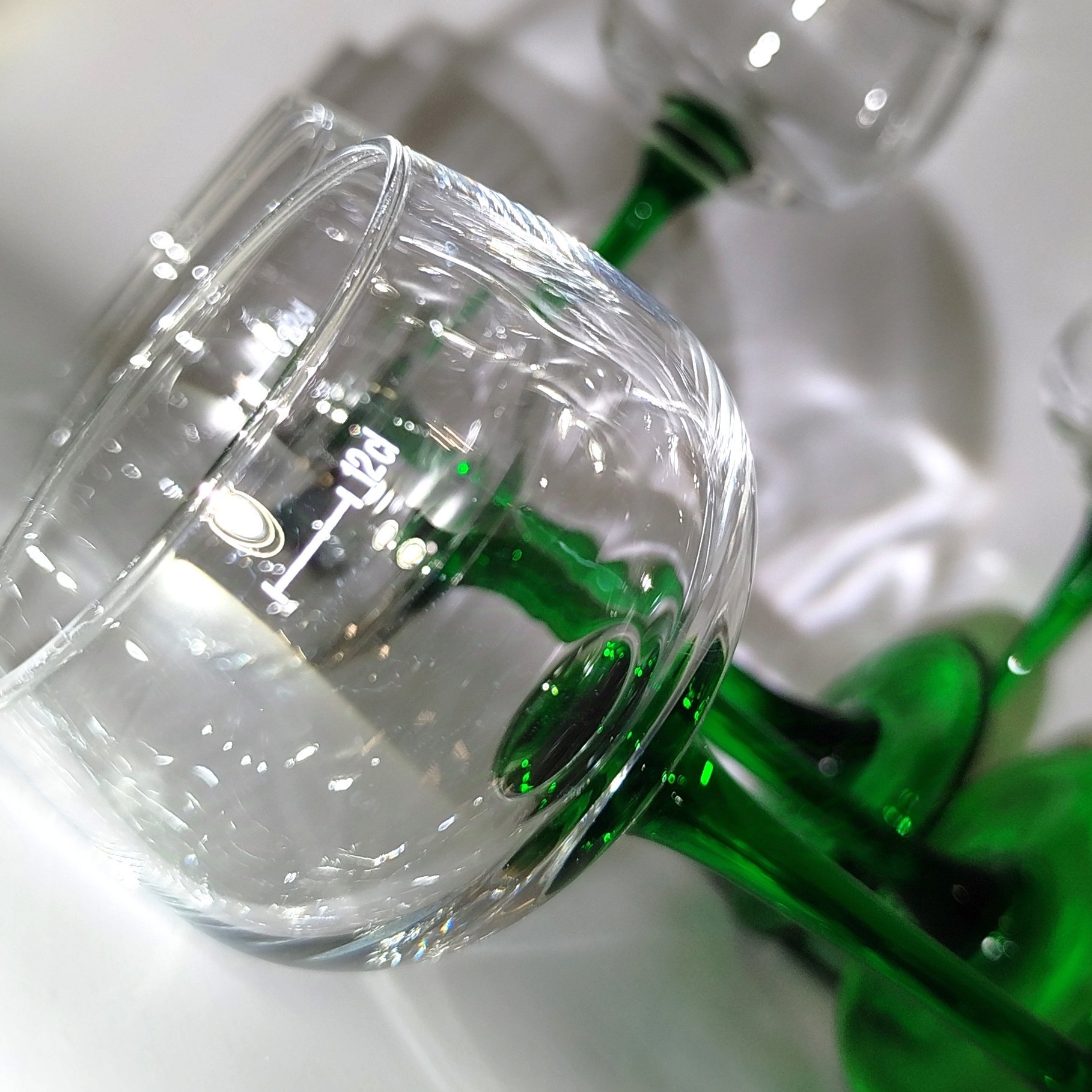 Набор бокалов на тонкой зеленой ножке, c надписью Vinsmoselle G.D. Luxembourg, для подачи десертных вин, Luminarc