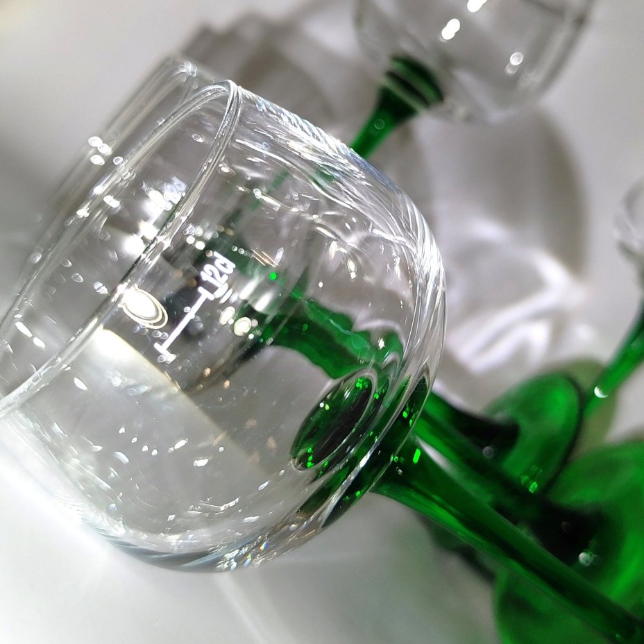 Набор бокалов на тонкой зеленой ножке, c надписью Vinsmoselle G.D. Luxembourg, для подачи десертных вин, Luminarc