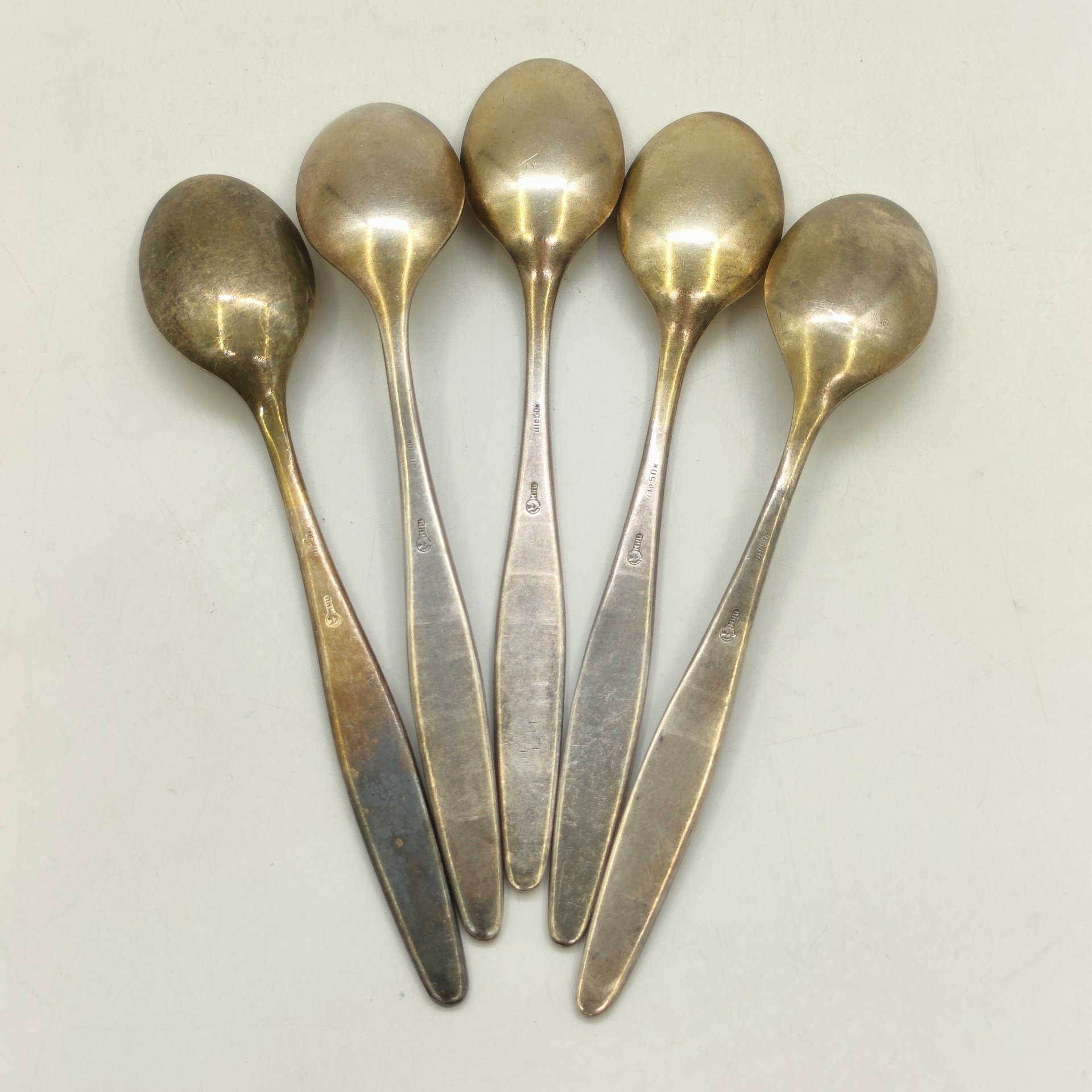 Набор чайных ложек на 5 персон, мНЦ (медь-никель-цинк), золочение, Кольчугинский завод цветных металлов, СССР, 1970-1990 гг.