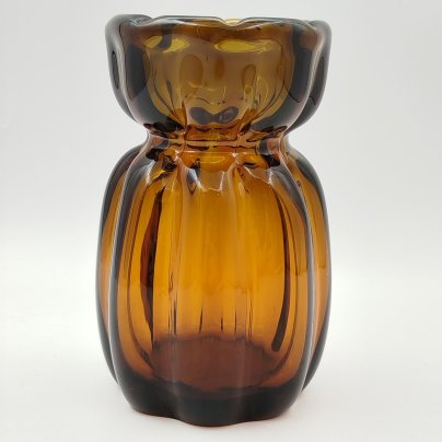 Ваза "Мешочек" темно-янтарного оттенка, цветное стекло, СССР, 1960-1990 гг.