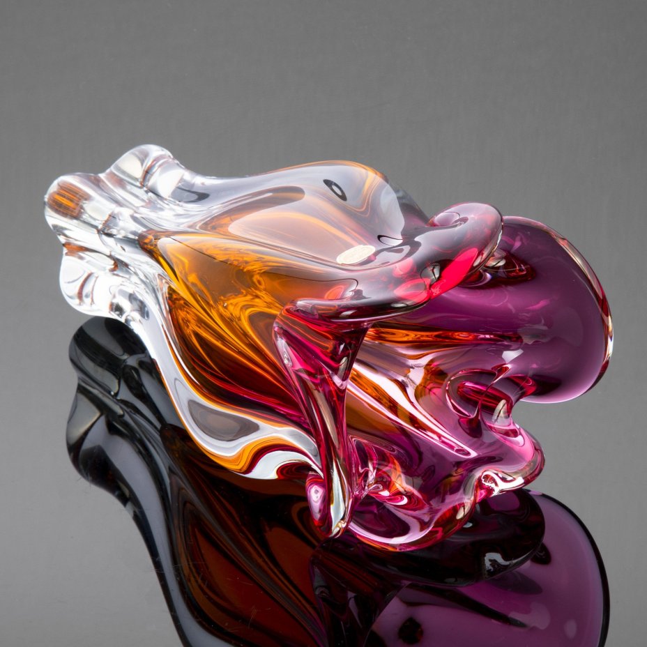 Ваза выполненная в гутной технике, Bohemia Crystal (Bohemia Glass)
