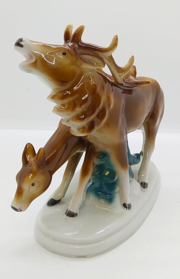 Статуэтка "Олень с оленихой", фарфор, роспись, Heinz & Co., Германия, 1954-1972 гг., Heinz & Co.