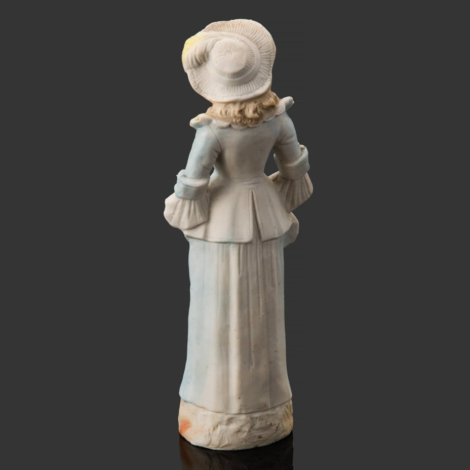 Статуэтка "Дама в голубом"