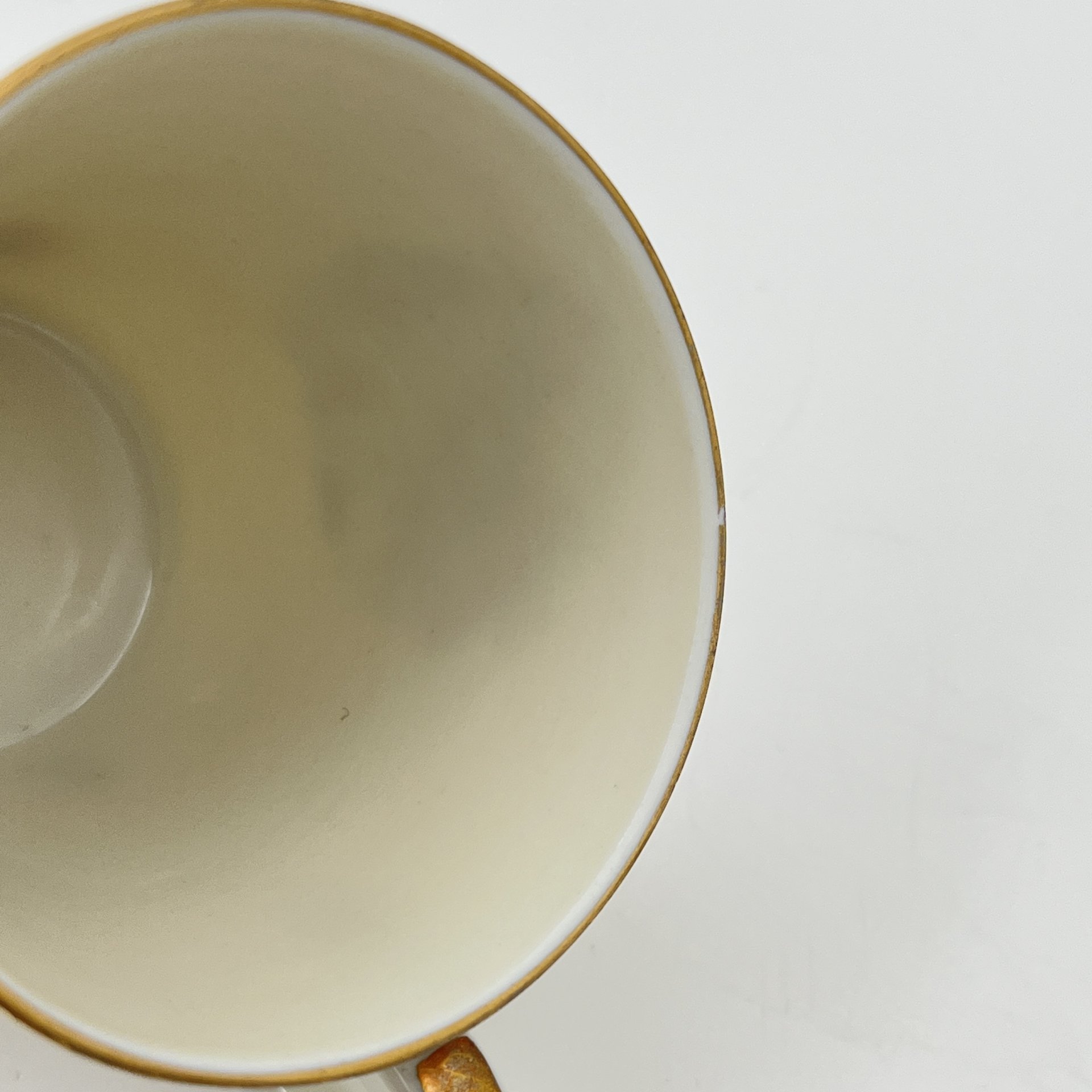 Сервиз кофейный цвета айвори "Музицирование и беседы" на 4 персоны (11 предметов), фарфор, деколь, золочение, Edelstein Bavaria (Эдельштейн), Германия, 1950-1972 гг.