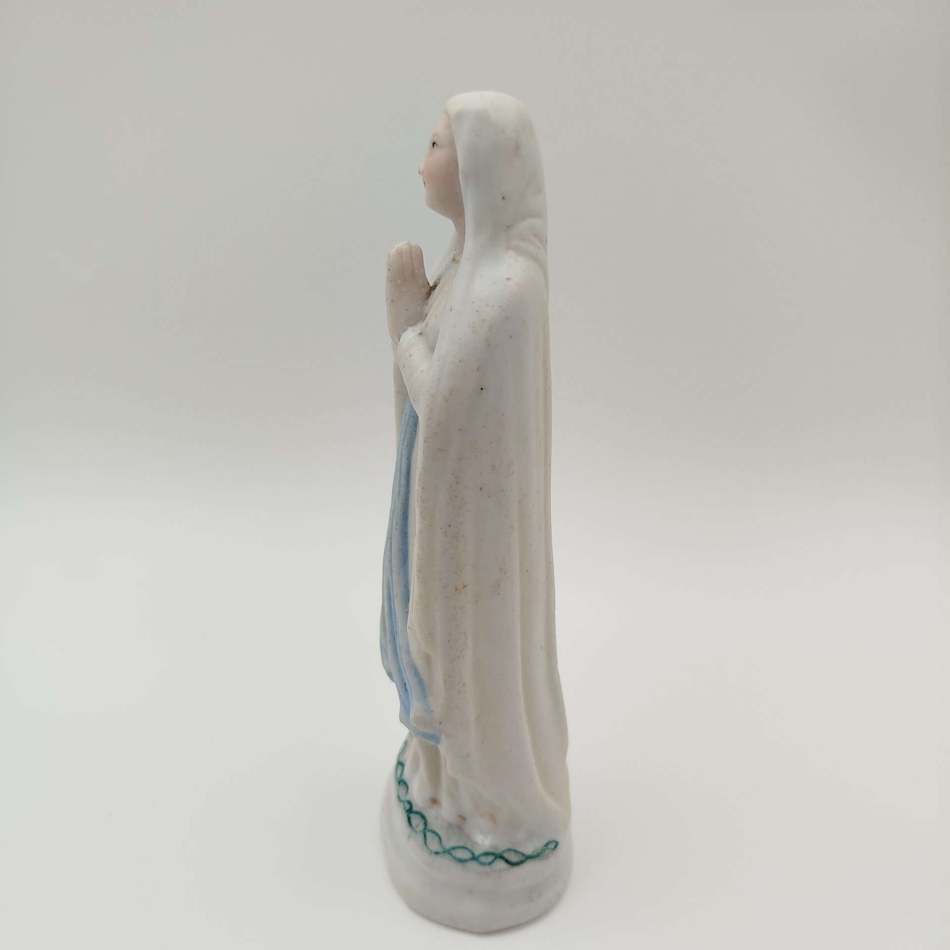 Статуэтка "Богородица" ("Дева Мария")