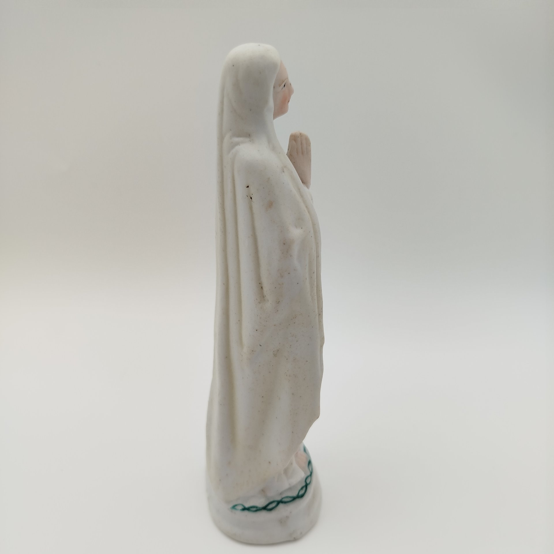 Статуэтка "Богородица" ("Дева Мария")