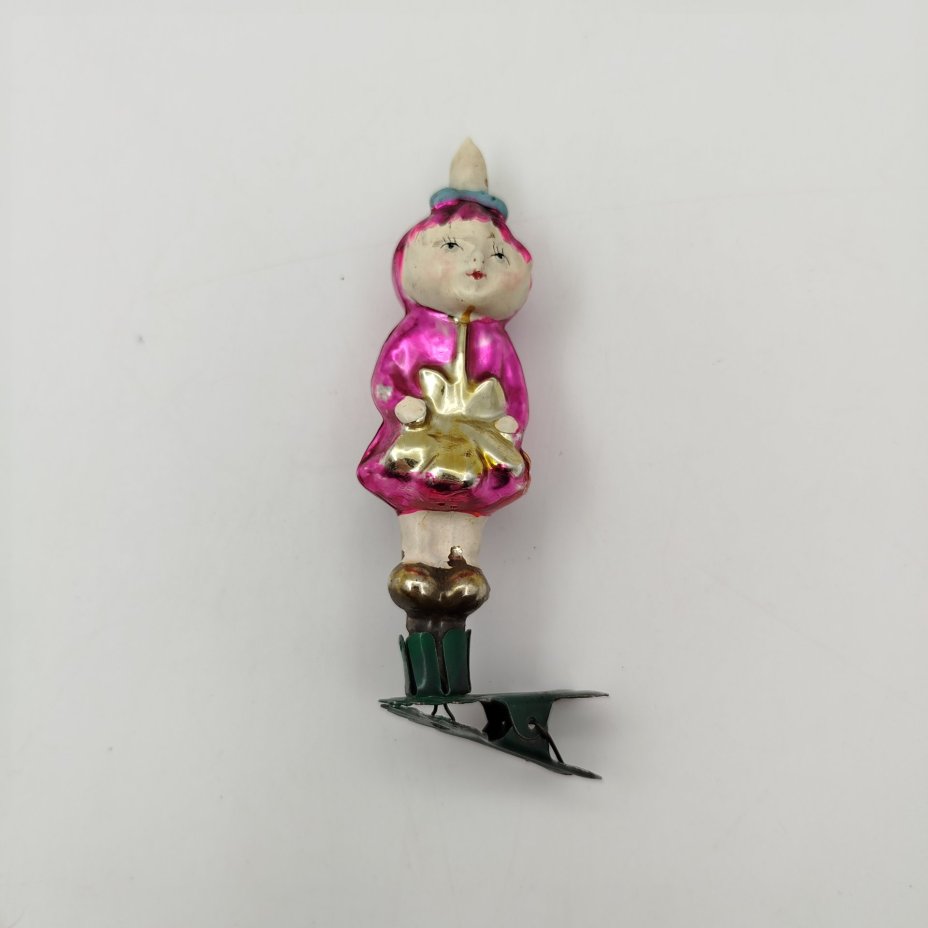 Игрушка ёлочная на прищепке «Редиска» (из набора «Чиполлино»), стекло, металл, роспись, Артель «Культигрушка», СССР, 1950-1960 гг.