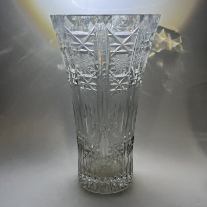 Ваза для цветов с резным геометрическим декором, хрусталь, алмазная грань, СССР, 1970-1990 гг.