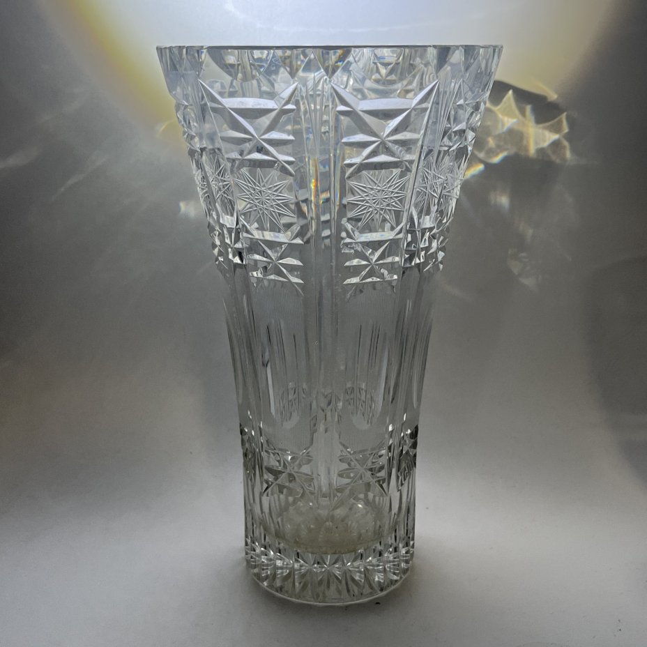 Ваза для цветов с резным геометрическим декором, хрусталь, алмазная грань, СССР, 1970-1990 гг.