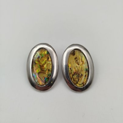 Серьги овальной формы