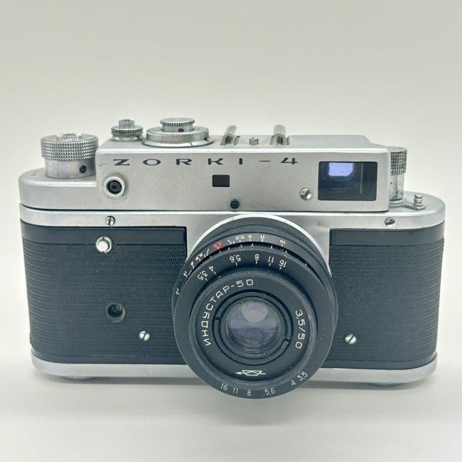 Фотоаппарат "Зоркий-4" с объективом "Индустар-50" в родном кофре (не работает), Красногорский механический завод (КМЗ)