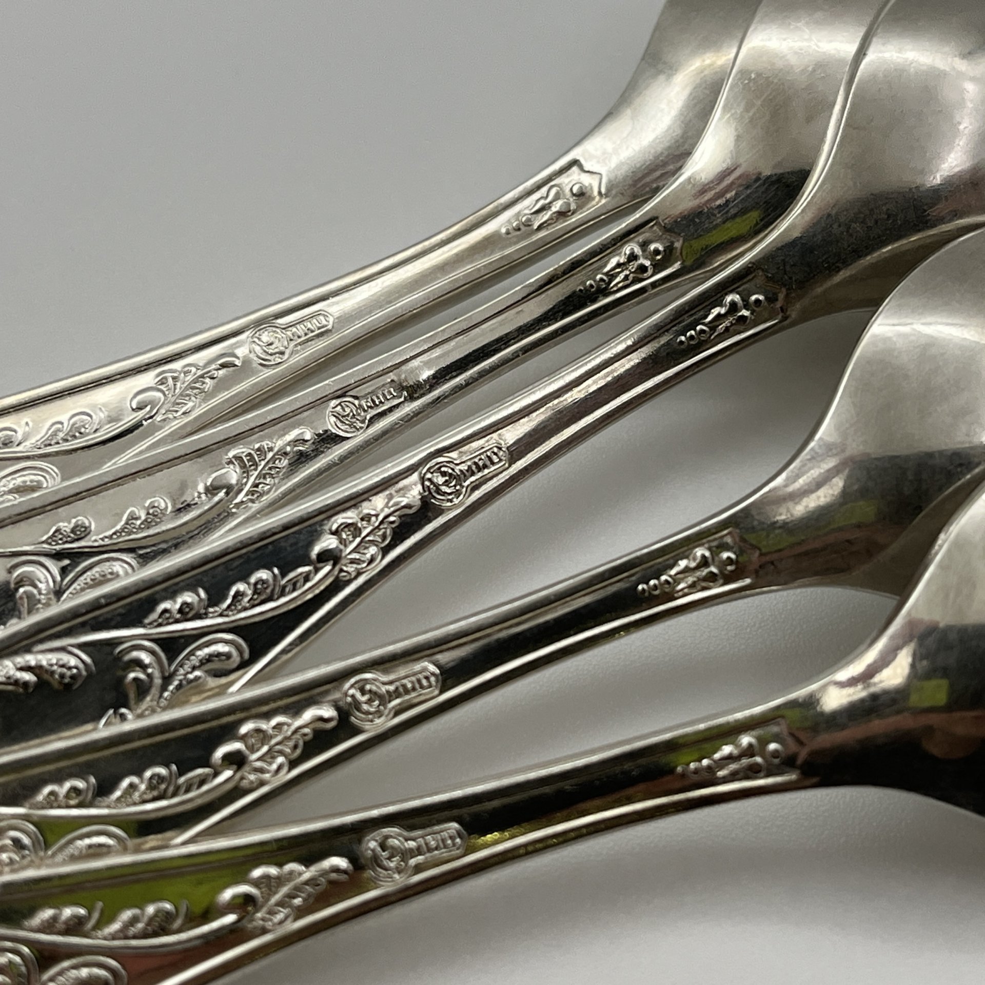 Набор кофейных ложек "Пламя" на 5 персон, мНЦ (медь-никель-цинк), Кольчугинский завод цветных металлов, СССР, 1970-1990 гг.