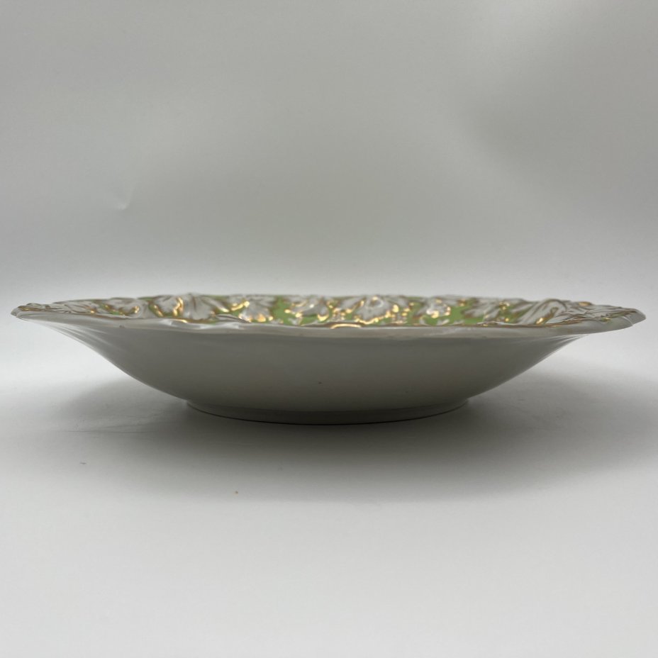 Блюдо сервировочное "Виноград" (зелёное), фарфор, крытье, золочение, Дулевский фарфоровый завод (Дулёво), СССР, 1961 г.