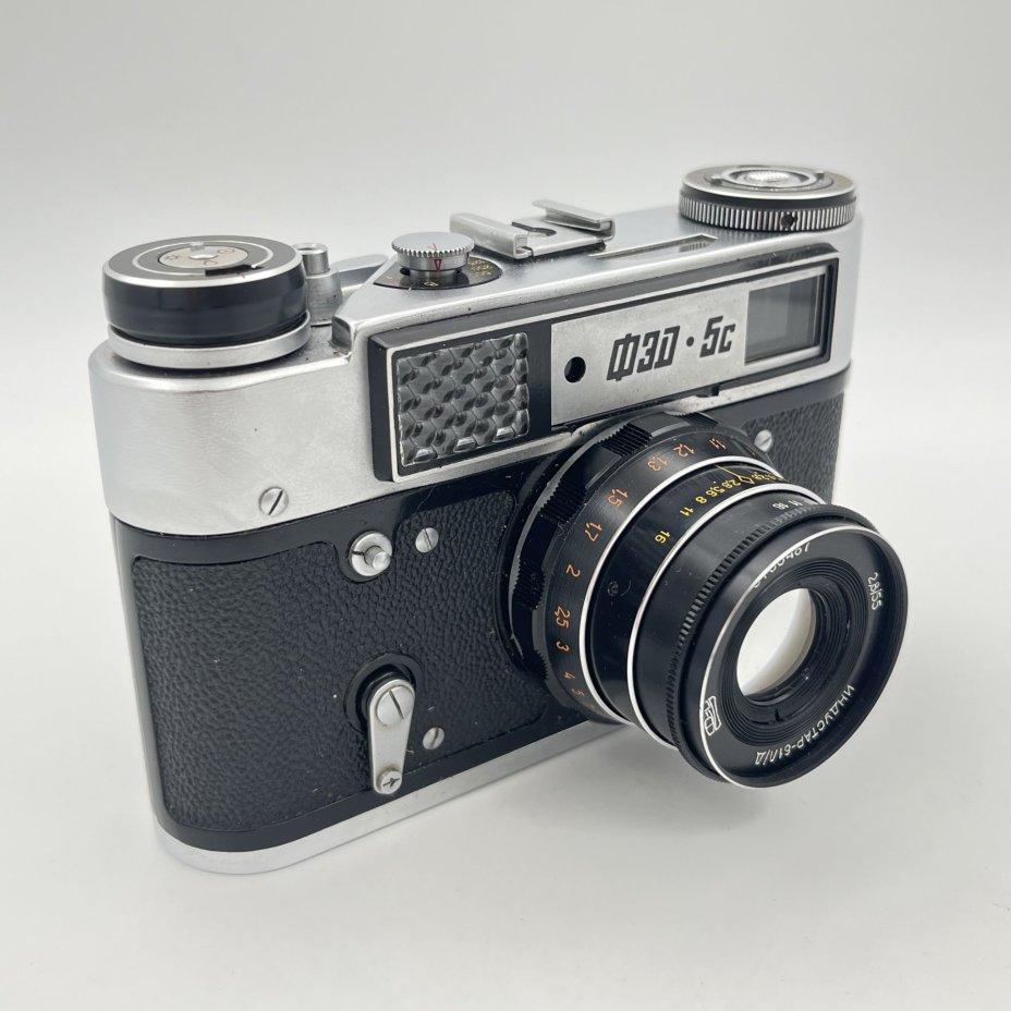 Фотоаппарат "ФЭД-5с" с объективом "Индустар-61 Л/Д" в оригинальном кофре, Харьковский машиностроительный завод им. Дзержинского (ФЭД)
