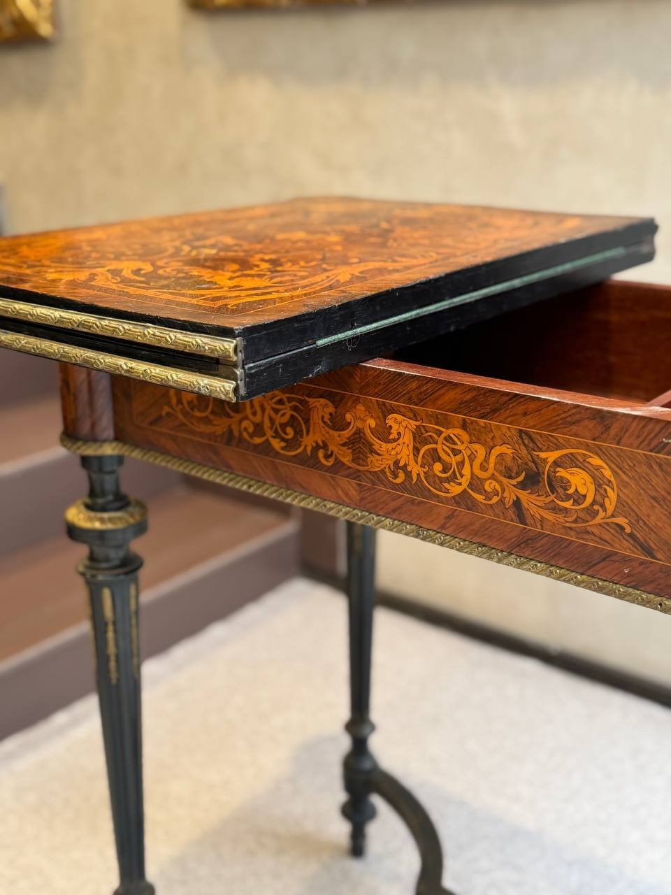 Столик ломберный с маркетри, дерево, инкрустация, сукно, металл, Западная Европа, 1880-1910 гг.