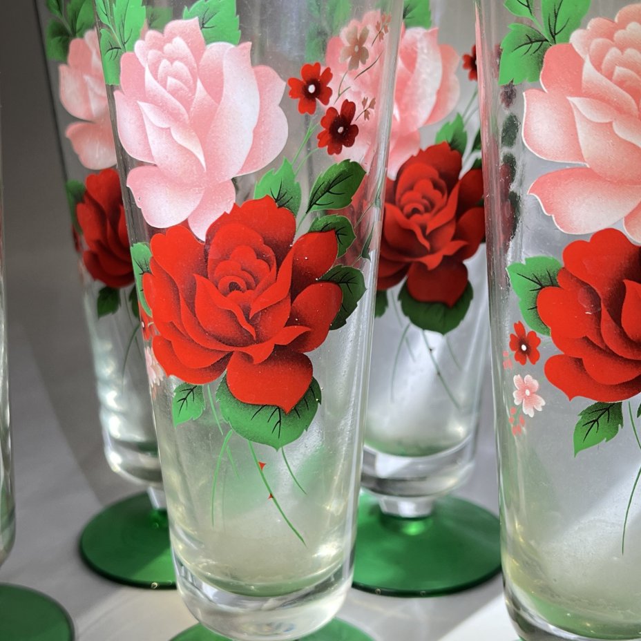 Набор из 5 бокалов с декором в виде роз