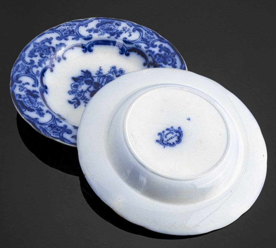 Пара суповых тарелок с ажурно-цветочным декором из серии "Camelia", Wedgwood
