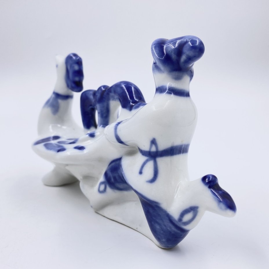 Статуэтка "Иванушка и Жар-птица", фарфор, роспись, Объединение «Гжель», СССР, 1986-1991 гг., Объединение «Гжель»