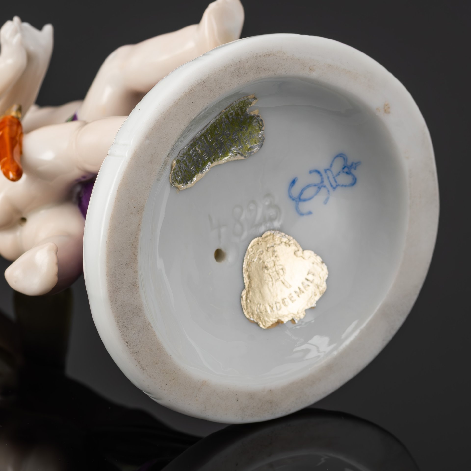 Статуэтка "Танцующие путти", Фарфоровая мануфактура Людвигсбург, фарфор, роспись, золочение, Германия, 1948-1990 гг.