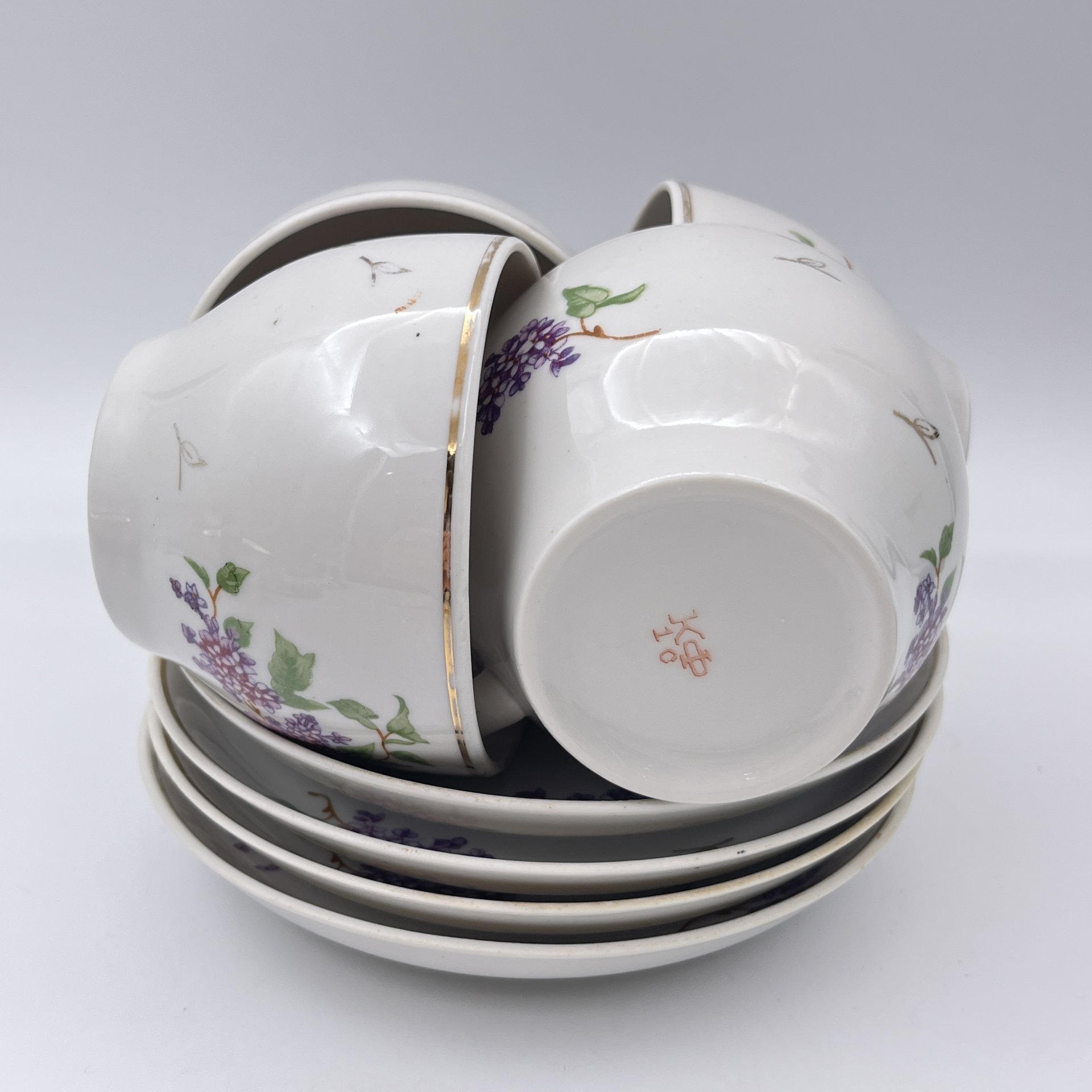 Набор из четырех чайных пар "Сирень", фарфор, деколь, золочение, Завод «Красный фарфорист» (Чудово, Грузинская фарфорово-фаянсовая фабрика), СССР, 1962-1971 гг.