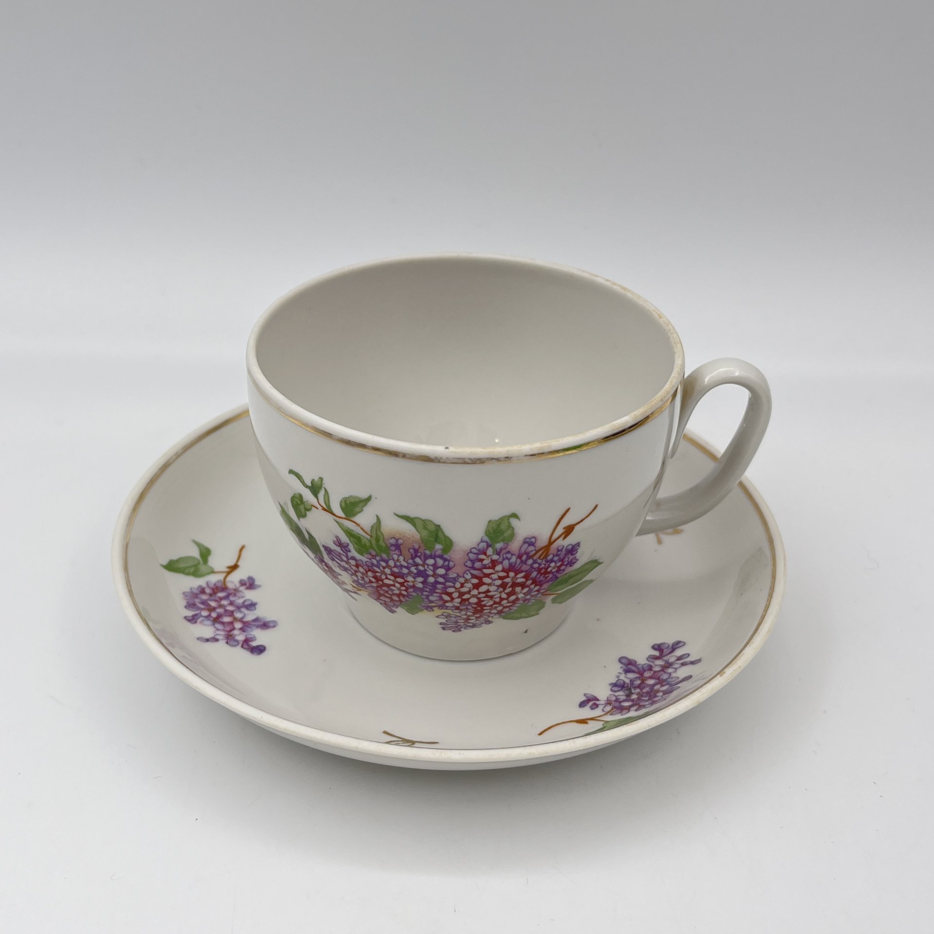 Набор из четырех чайных пар "Сирень", фарфор, деколь, золочение, Завод «Красный фарфорист» (Чудово, Грузинская фарфорово-фаянсовая фабрика), СССР, 1962-1971 гг.