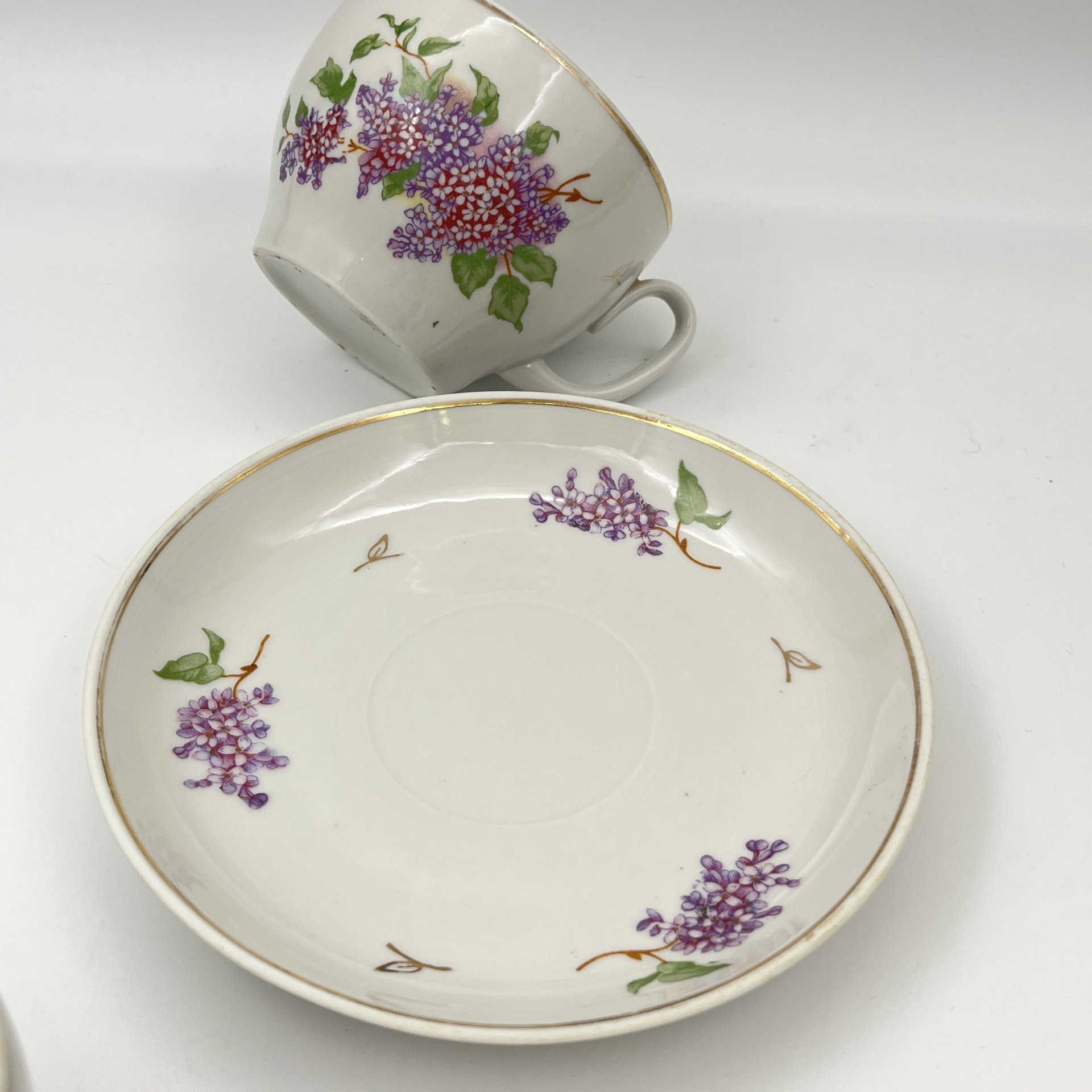 Набор из четырех чайных пар "Сирень", фарфор, деколь, золочение, Завод «Красный фарфорист» (Чудово, Грузинская фарфорово-фаянсовая фабрика), СССР, 1962-1971 гг.