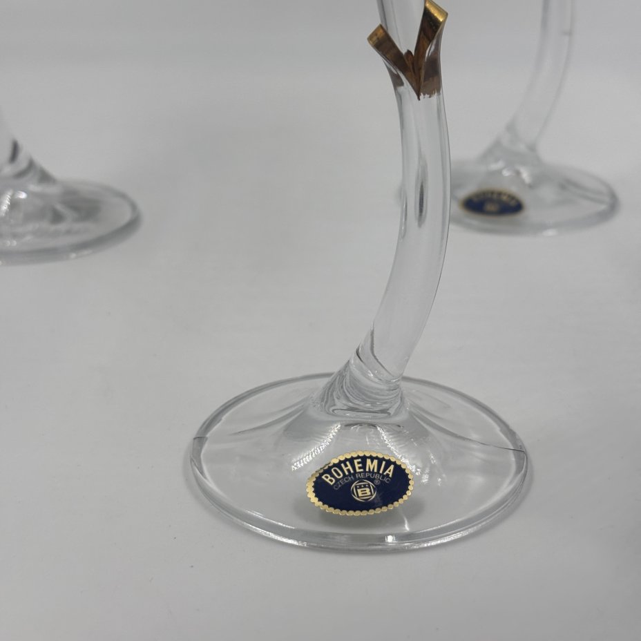 Набор из четырех бокалов "Zlata" с изогнутыми ножками (для мартини), Bohemia Crystal (Bohemia Glass)