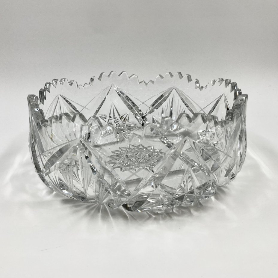 Большой салатник с резным декором, хрусталь, алмазная грань, СССР, 1970-1990 гг.