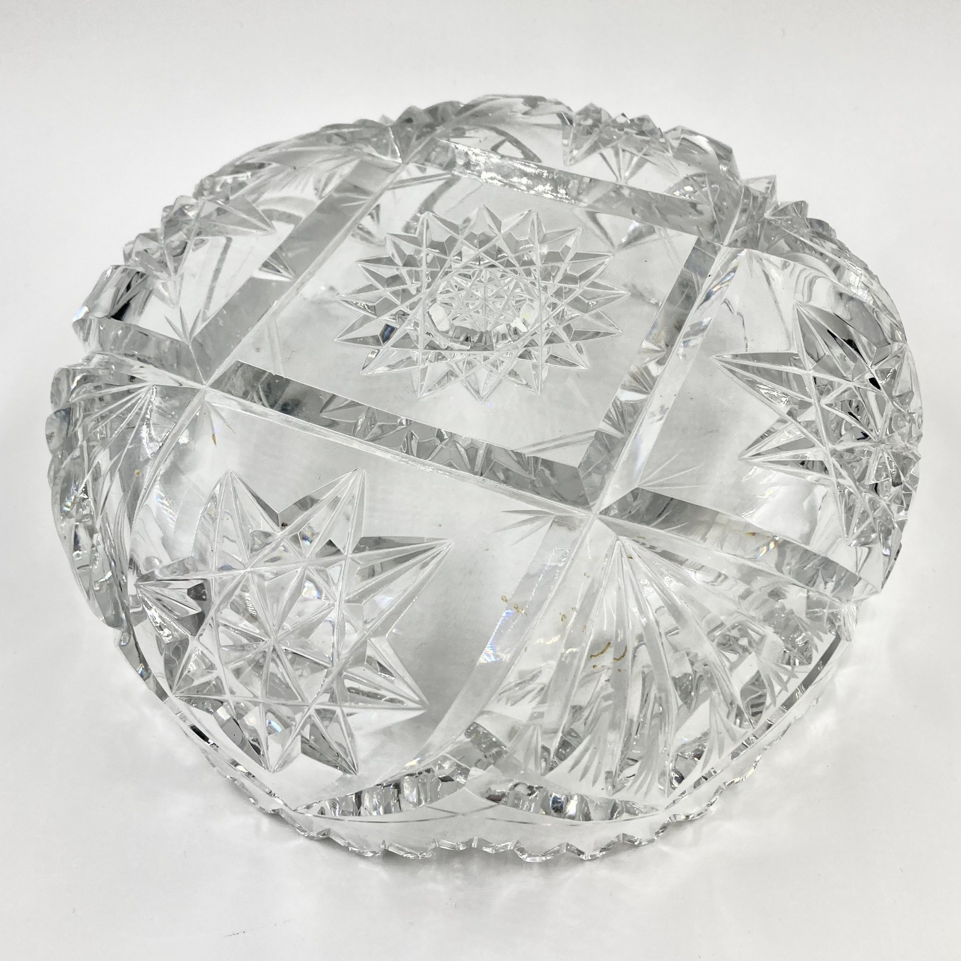 Большой салатник с резным декором, хрусталь, алмазная грань, СССР, 1970-1990 гг.