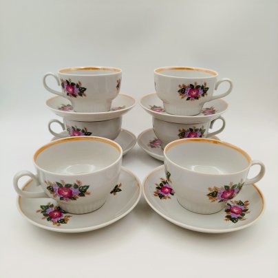 Набор из шести чайных пар с цветочным декором, фарфор, деколь, золочение, Завод «Красный фарфорист» (Чудово, Грузинская фарфорово-фаянсовая фабрика), СССР, 1971-1991 гг.