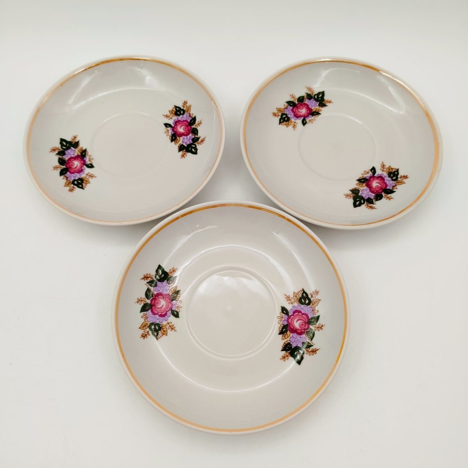 Набор из шести чайных пар с цветочным декором, фарфор, деколь, золочение, Завод «Красный фарфорист» (Чудово, Грузинская фарфорово-фаянсовая фабрика), СССР, 1971-1991 гг.