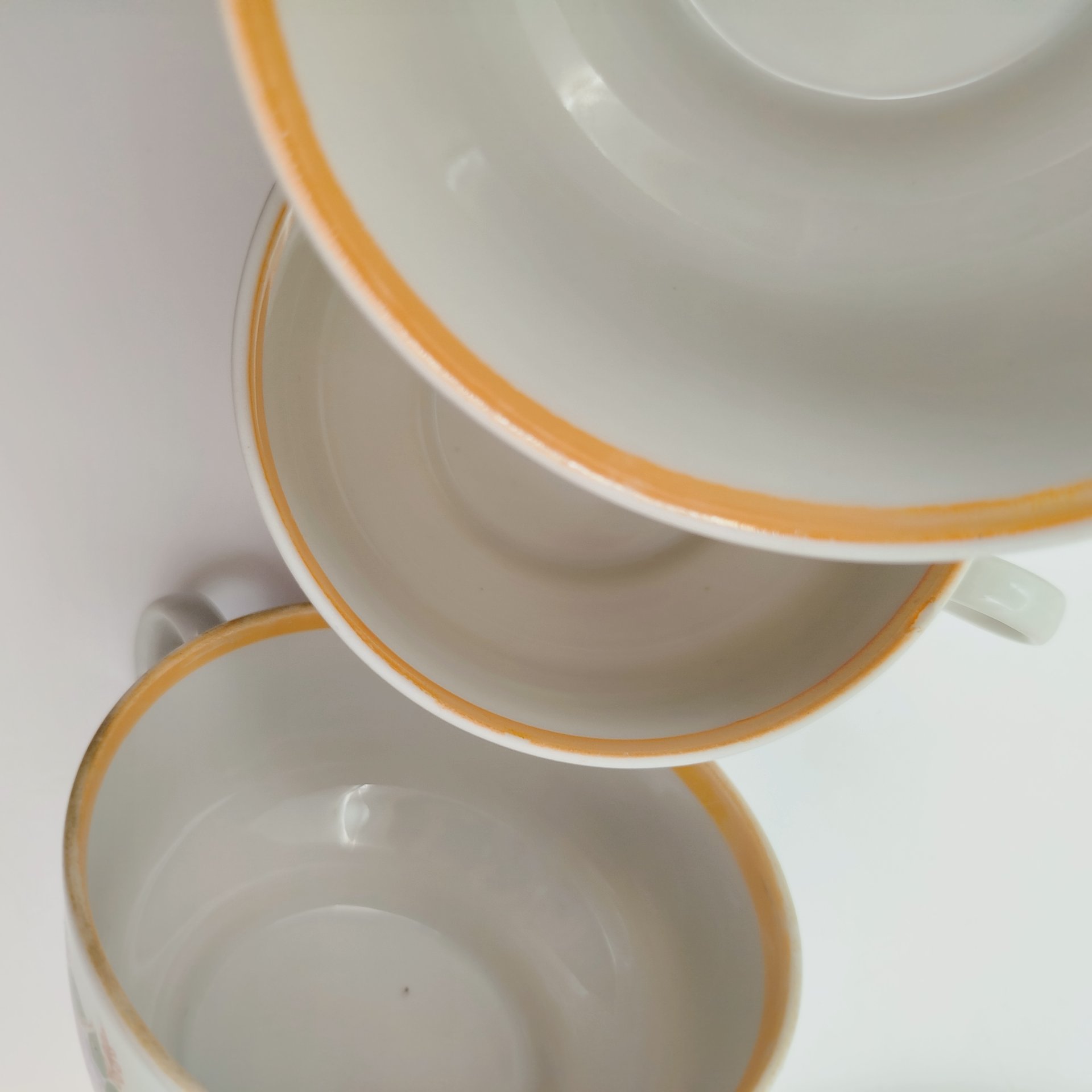 Набор из шести чайных пар с цветочным декором, фарфор, деколь, золочение, Завод «Красный фарфорист» (Чудово, Грузинская фарфорово-фаянсовая фабрика), СССР, 1971-1991 гг.