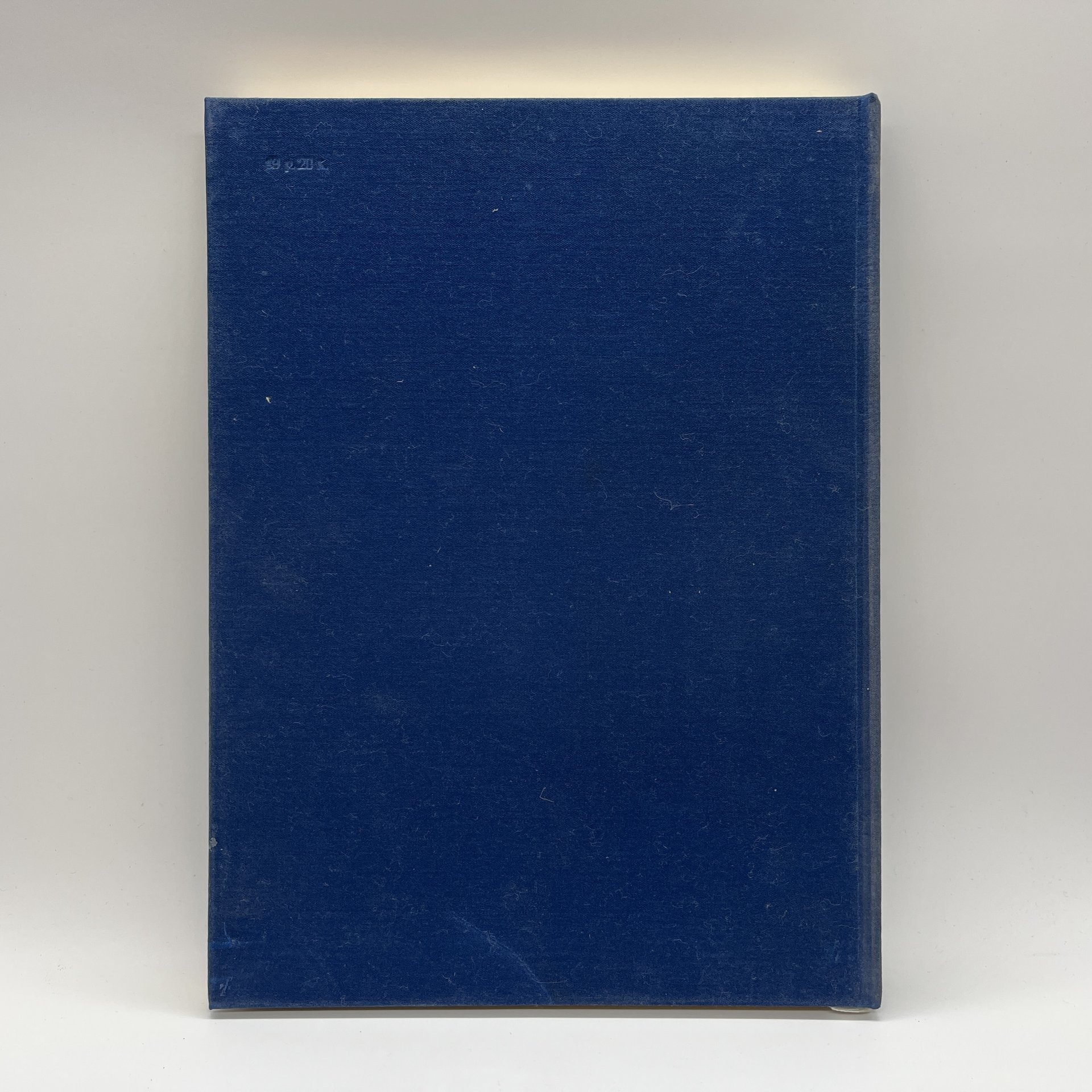 Книга (альбом) "Александр Шилов. Живопись. Графика", Ю. В. Селезнев, в футляре, бумага, печать, Издательство «Изобразительное искусство», Издательство «Изобразительное искусство»