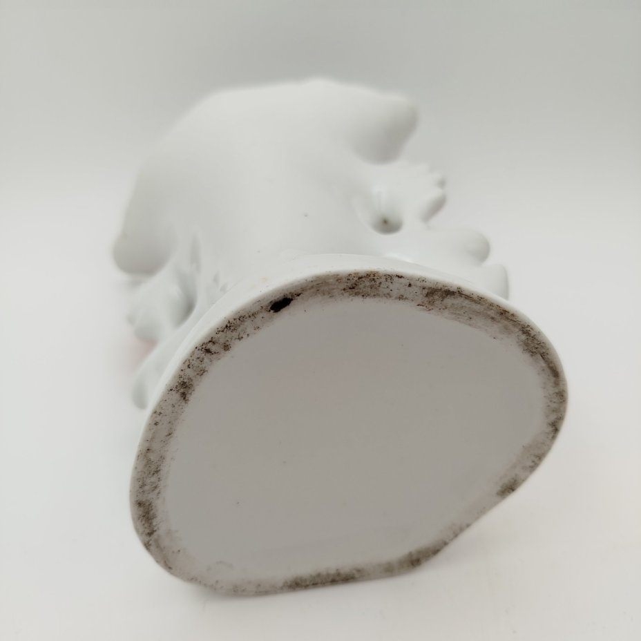 Ваза с цветочным декором