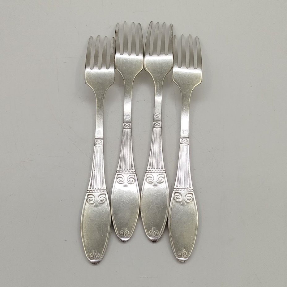 Набор из 4-х вилок с цветочным декором