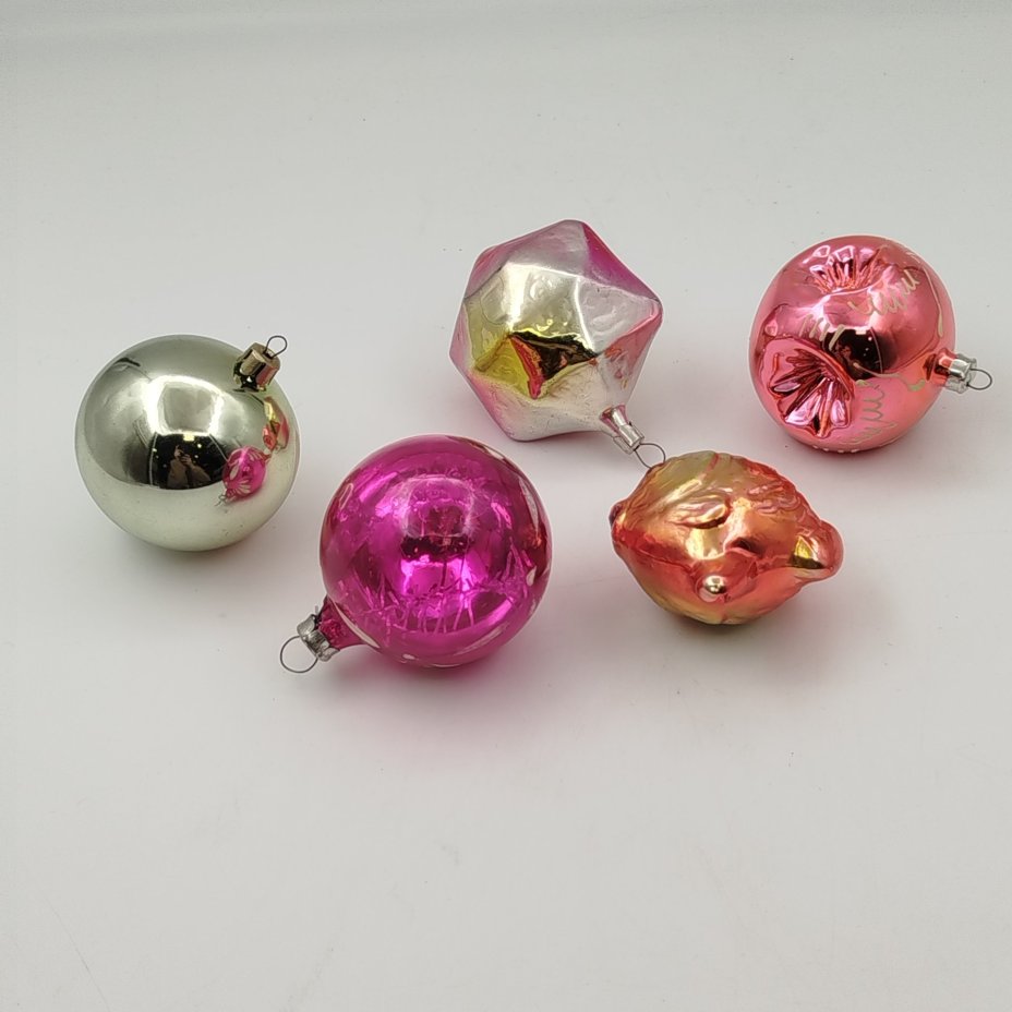Набор из 5-ти ёлочных игрушек разной формы и размера