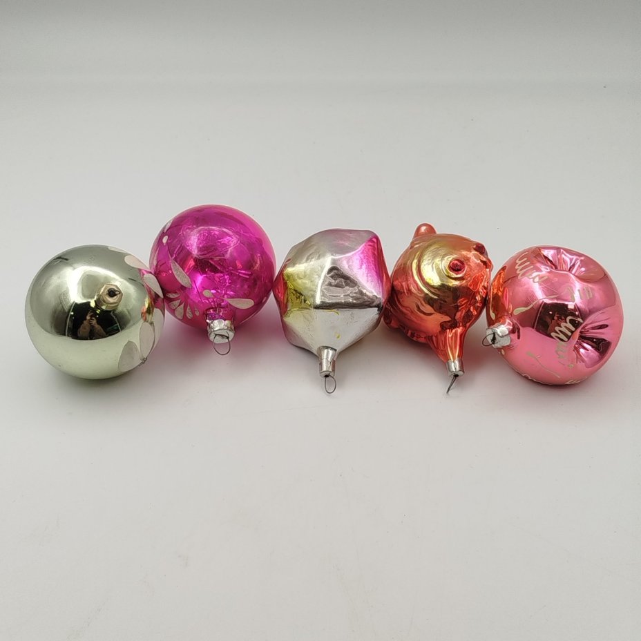 Набор из 5-ти ёлочных игрушек разной формы и размера